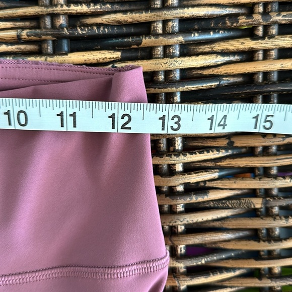 Lululemon Wunder Under High-Rise Tight* Flocked 28" Plumful size 6 - Picture 8 of 9